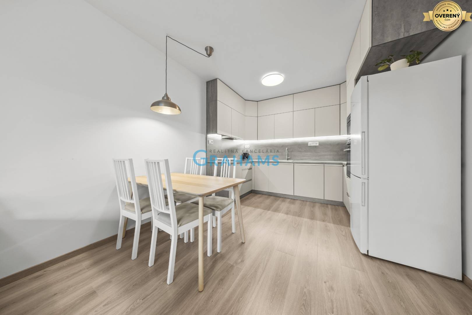 Rent One bedroom apartment, One bedroom apartment, Jána Langoša, Brati