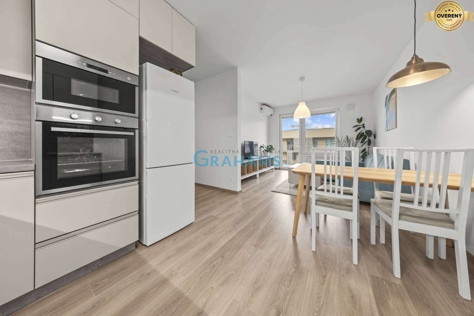 Rent One bedroom apartment, One bedroom apartment, Jána Langoša, Brati