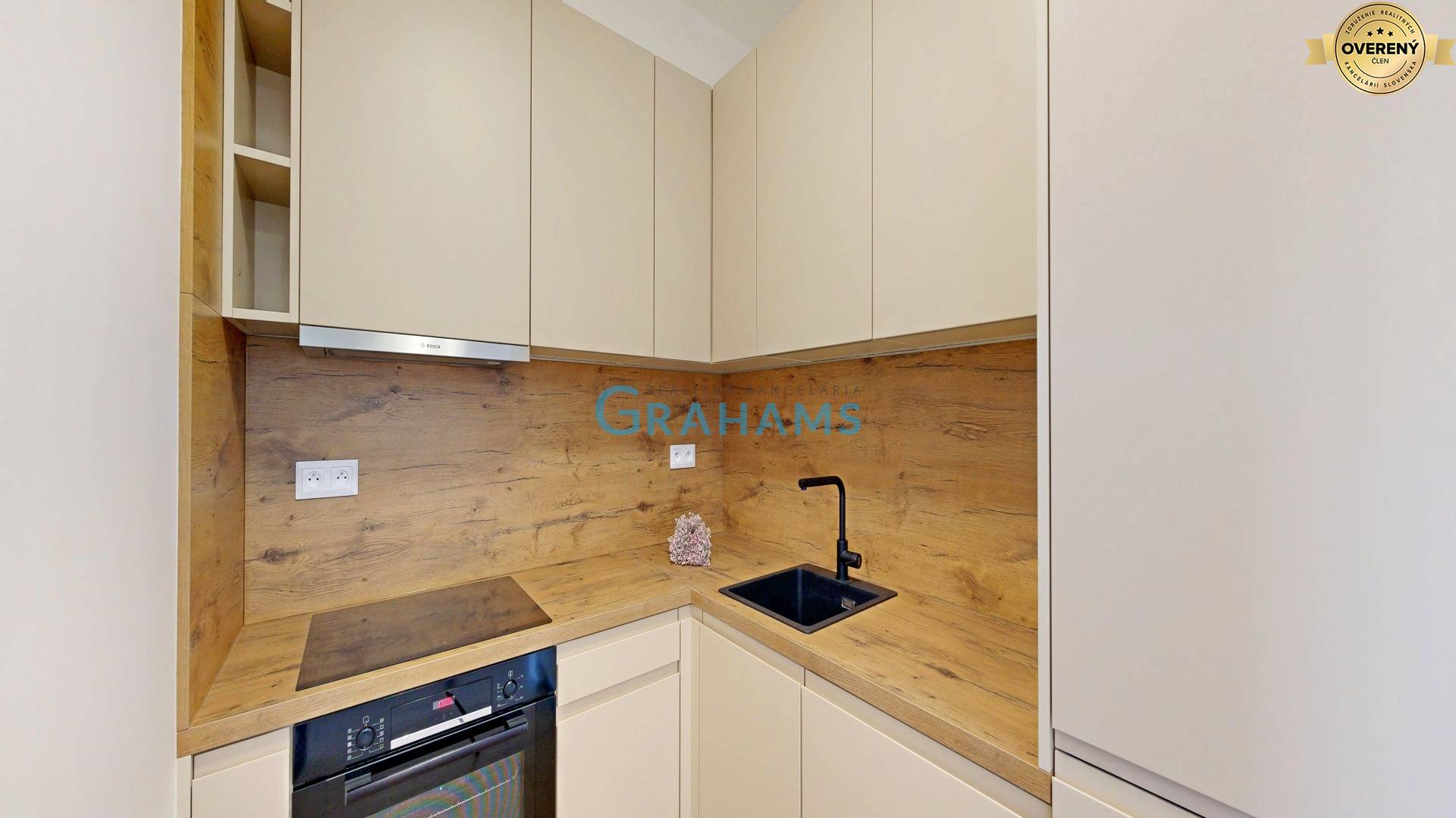 Rent One bedroom apartment, One bedroom apartment, Bottova, Bratislava