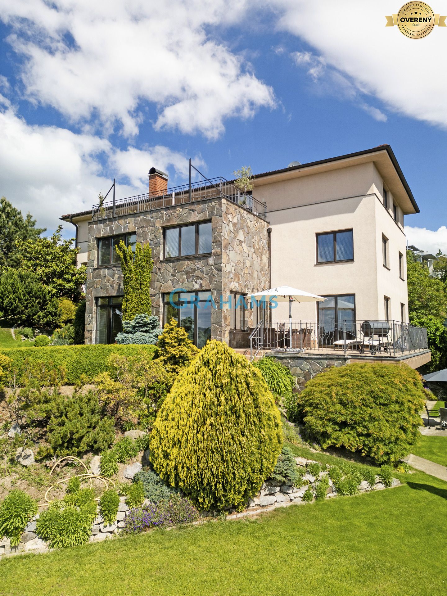 Sale of a Unique Family Residence in Bôrik, Údolná, Old Town, BA I