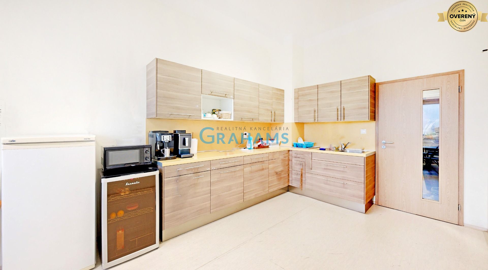 Functional office from 18.5 m2, great location & price, Ružinov.