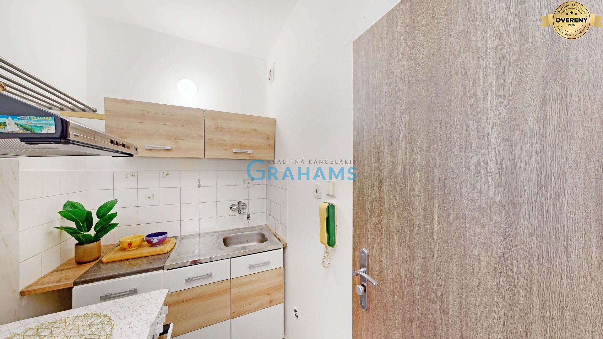 Cozy studio apartment with a loggia in a popular part of Ružinov