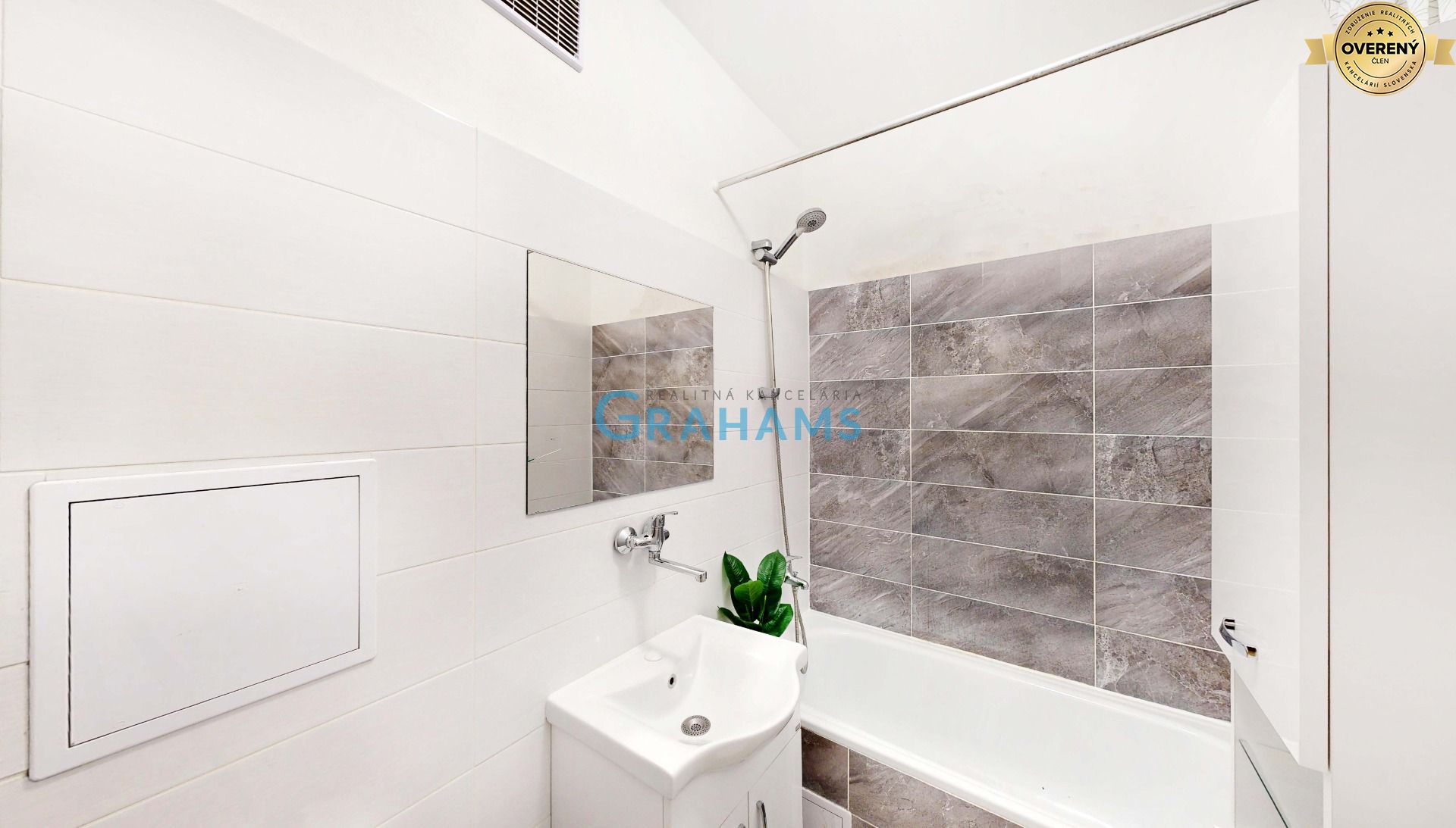 Cozy studio apartment with a loggia in a popular part of Ružinov