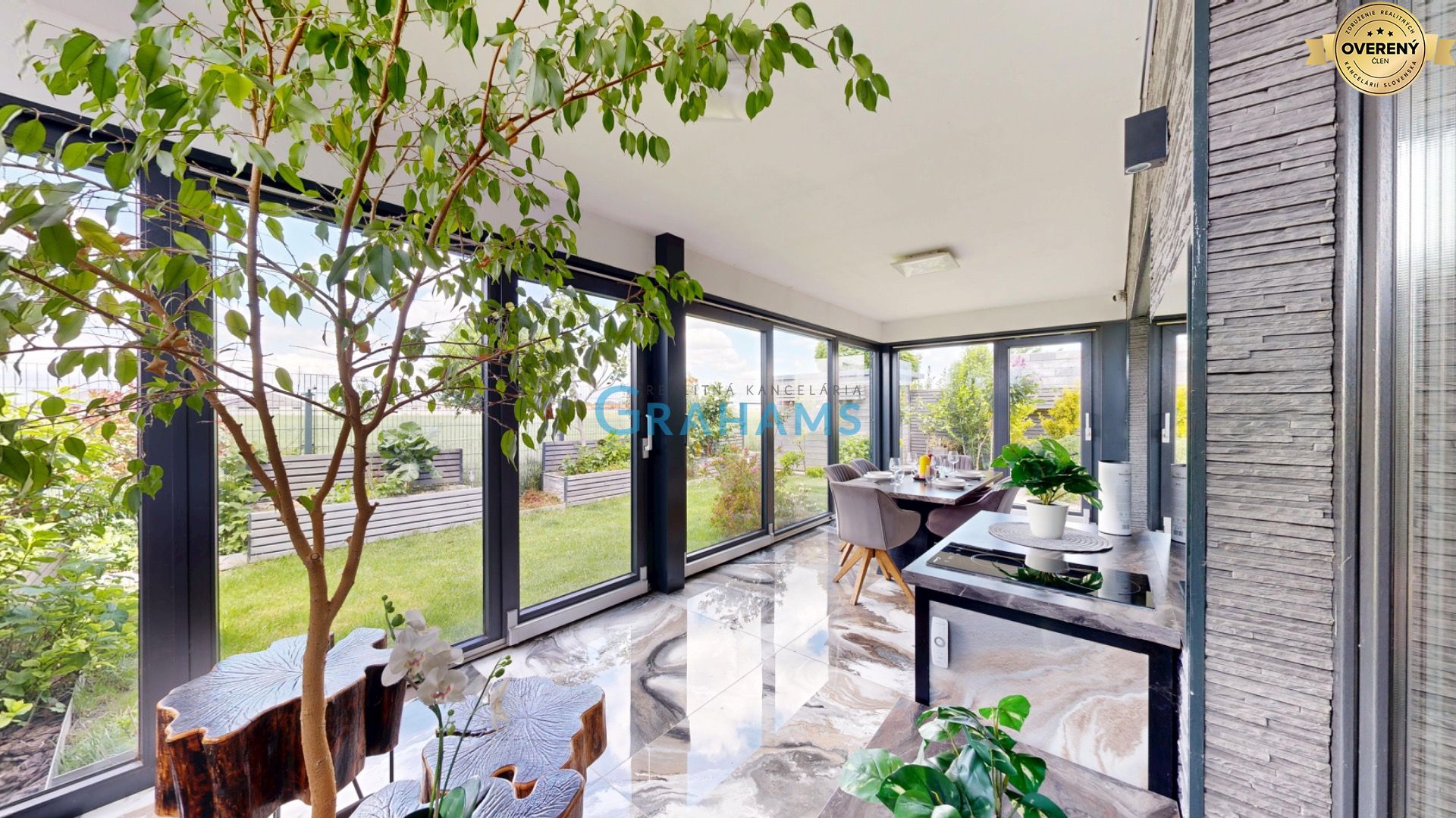 Modern and fully furnished 4-room bungalow, Hviezdoslavov, quiet