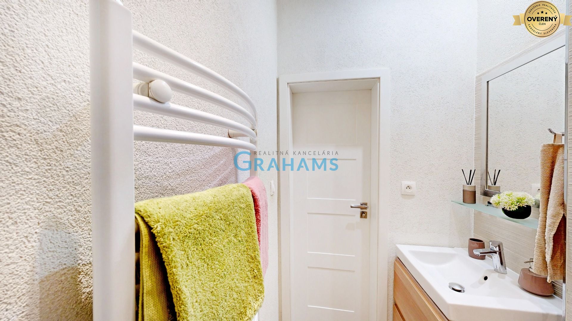 Cozy 2-room apartment with Old Town charm on Heydukova Street