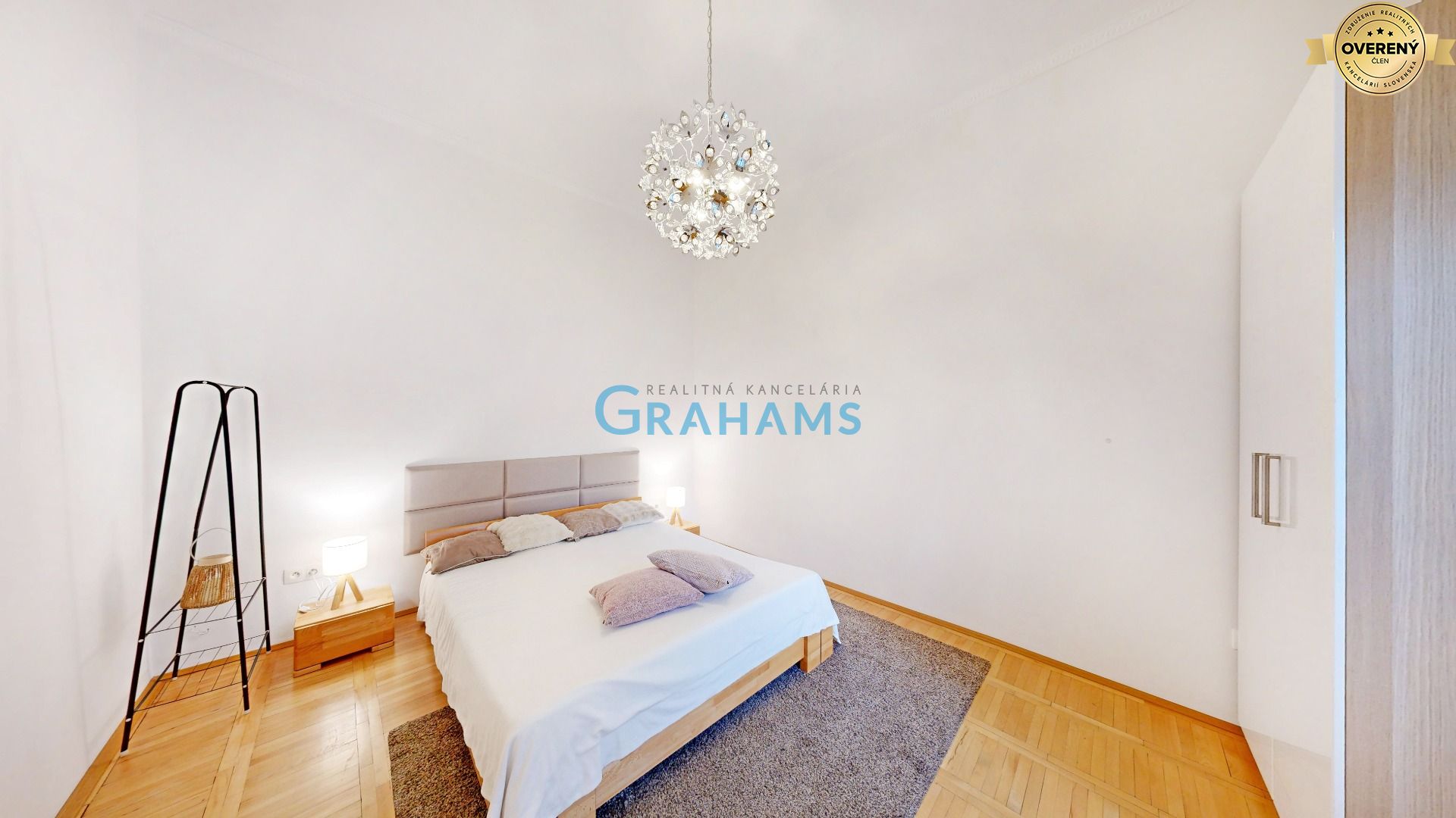 Cozy 2-room apartment with Old Town charm on Heydukova Street