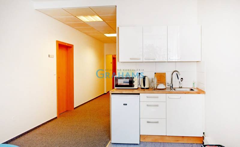 Offices, Košická, Rent, Bratislava - Ružinov, Slovakia
