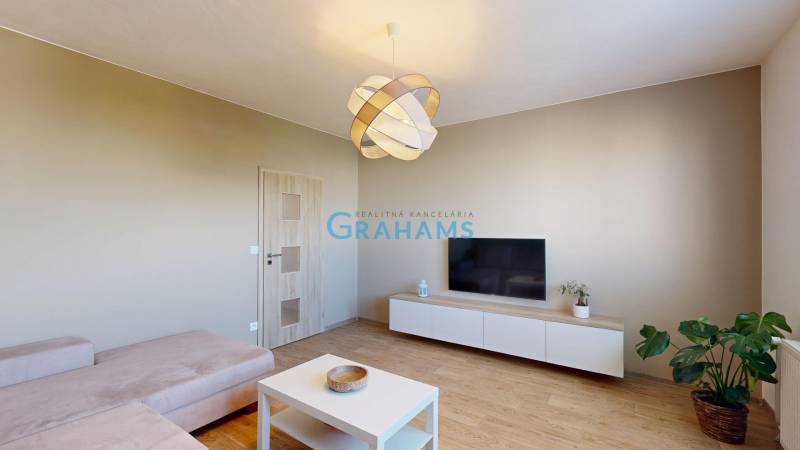 Sale Three bedroom apartment, Three bedroom apartment, Bzovícka, Brati