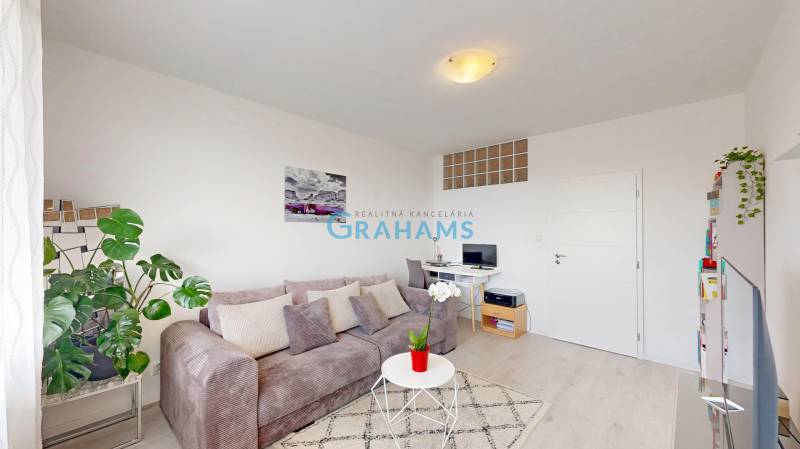 Spacious 2-Room Apartment with Stunning Views in Bratislava
