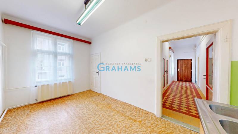 Sale Three bedroom apartment, Three bedroom apartment, 29. augusta, Br