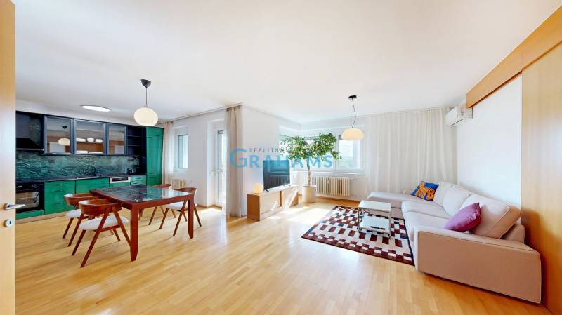 Rent Three bedroom apartment, Three bedroom apartment, Martinengova, B